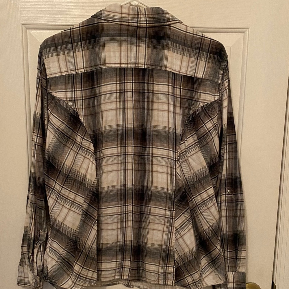 Style & Co button up - Picture 4 of 5
